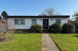 Haus kaufen in 47506 Neukirchen-Vluyn, Neukirchen-Vluyn - Seltene Feldrandlage: Bungalow mit 1000 m² Grundstück in Neukirch