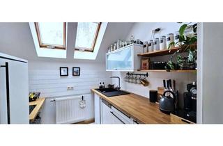 Wohnung kaufen in 84169 Altfraunhofen, Geräumige 2-Zimmer-Dachgeschosswohnung mit Balkon in Altfraunhofen!