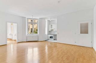 Wohnung kaufen in Wichertstraße 46, 10439 Prenzlauer Berg, BEZUGSFREI - Geräumige & lichtdurchflutete 2-Zimmer-Etagenwohnung in Prenzlauer Berg