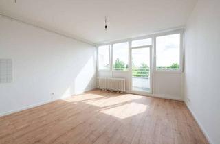 Wohnung kaufen in Eisenzahnstraße 15, 10709 Wilmersdorf, Lichtdurchflutetes City-Apartment nahe Ku’damm I Balkon I Aufzug I bezugsfrei I provisionsfrei