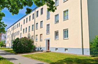 Wohnung mieten in Gebrüder-Grimm-Straße 3a, 02977 Hoyerswerda, Helle 3-Raumwohnung ohne Durchgangszimmer in der Altstadt