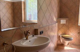 Wohnung mieten in Schillstr., 31141 Hildesheim, Geräumige 3-Zimmer-Erdgeschosswohnung mit Küche.