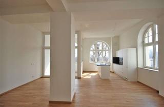 Wohnung mieten in Steinhövelstraße 9/2, 89075 Oststadt, TOLLE 3 Zimmer-Wohnung mit Loggia und hochwertiger EBK
