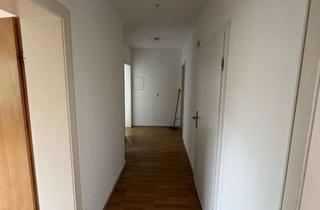 Wohnung mieten in 53117 Graurheindorf, Helle 3-Zimmer-Wohnung mit Balkon in Bonn Castell