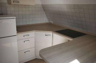 Wohnung mieten in Bahnhofstraße 13, 09394 Hohndorf, Helle 2-Zimmer-Dachgeschosswohnung – mit Einbauküche