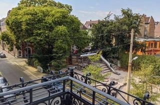 Wohnung mieten in 76135 Weststadt, Sanierte 4 Zimmer Altbauwohnung mit zwei Balkonen und Einbauküche in der Karlsruher Weststadt