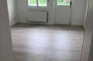 Wohnung mieten in Bahnhofstraße 3-17, 90547 Stein, Helle und frisch sanierte 2-Zimmer-Wohnung mit Balkon in Stein, 1. OG