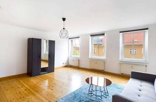 WG-Zimmer mieten in Bahnhofstraße, 12555 Köpenick, Großes Zimmer mit Balkon in einer WG