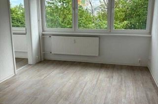 Wohnung mieten in Woldegker Straße 30, 17033 Neubrandenburg, +++ Singlewohnung mit praktischer Einbauküche +++ Whg. 0301