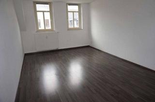 Wohnung mieten in Humboldtstr., 09130 Chemnitz, Dachgeschoss - Balkon - Bad mit Wanne+Fenster !!