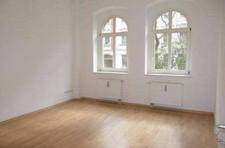 Wohnung mieten in Klarastraße 38, 09131 Chemnitz, **Mieter ab 1.8. gesucht !!!! Laminat+ großer Balkon**