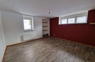 Haus kaufen in 07987 Teichwolframsdorf, Charmantes Fachwerkhaus mit enormen Gestaltungspotenzial