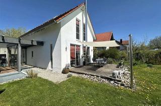 Haus kaufen in 86807 Buchloe, Architektenhaus mit Weitblick, Licht und besonderem Gartenambiente