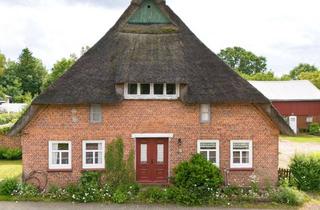 Haus kaufen in 25725 Schafstedt, Resthof unter Reet – Wohnen mit vielfältigen Möglichkeiten