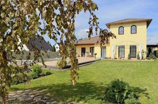 Einfamilienhaus kaufen in 14797 Kloster Lehnin, Exklusives Einfamilienhaus mit Turmzimmer, ca. 80 m² Terrasse & Pool am Rietzer See