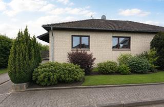 Haus kaufen in 38543 Hillerse, *Hillerse* Massiver Bungalow in traumhafter Feldrandlage mit Vollkeller im Dornröschenschlaf