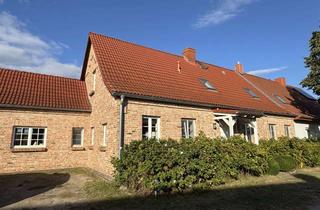 Doppelhaushälfte kaufen in Dalwitz 54, 17179 Walkendorf, Wohnen mit Charakter: Doppelhaushälfte in Walkendorf
