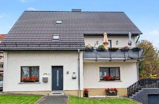 Haus kaufen in 57627 Hachenburg, Gepflegtes Dreifamilienhaus, 2 Wohnungen vermietet, in Hachenburg