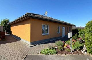 Haus kaufen in Torfweg 28, 06766 Bitterfeld-Wolfen, Wohnen auf einer Ebene in gefragter Reudener Lage inklusive Garage, Terrasse und Gartengrundstück
