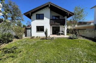 Haus kaufen in 83209 Prien, Ihr Wohntraum (EFH) im Herzen von Prien - viel Platz, solide Substanz, unendliche Möglichkeiten!