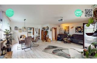 Haus kaufen in 75056 Sulzfeld, Platz. Potenzial. Privatsphäre.: 4-Zi. EFH mit großem Garten & XXL-Garage in Sulzfeld