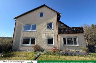 Einfamilienhaus kaufen in 95632 Wunsiedel, Einfamilienhaus in Ortsrandlage mit 2 Balkonen