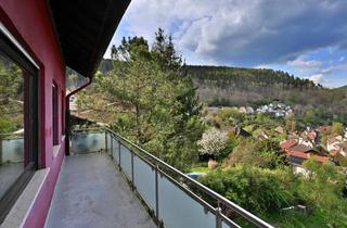 Haus kaufen in 67468 Frankeneck, Wohnen, wo andere Urlaub machen – Panoramaausblick inklusive! Freistehendes Haus mit viel Platz!