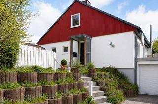 Einfamilienhaus kaufen in 23611 Bad Schwartau, Großes Einfamilienhaus mit viel Potential in Sereetz
