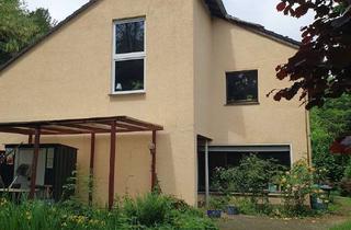 Haus kaufen in 42549 Velbert, Herrlich im Grünen wohnen und doch zentral und exponiert