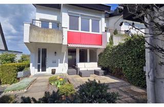 Haus kaufen in 71263 Weil der Stadt, Reiheneckhaus mit 2 Terrassen, 2 Carports, Einliegerwohnung und Garten in ruhiger Ortsrandlage!