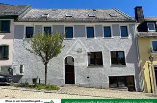 Haus kaufen in 95197 Schauenstein, Ehemalige Gaststätte am Marktplatz: Gastronomie & Wohnen