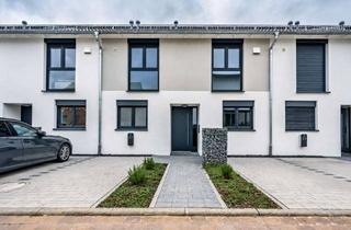 Haus mieten in 74177 Bad Friedrichshall, Exklusives Reihenhaus: Großzügig, modern & energieeffizient