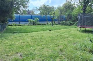Grundstück zu kaufen in 65439 Flörsheim, Attraktives Baugrundstück in 2. Reihe mit Potenzial für EFH oder Doppelhaus