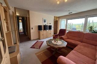 Wohnung kaufen in 65232 Taunusstein, Gepflegte 3-Zimmer-Eigentumswohnung mit Balkon und Pkw-Stellplatz