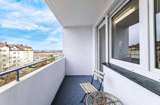 Wohnung kaufen in Seebachmarter, 96103 Hallstadt, PROVISIONSFREI: Frisch renovierte Wohnung mit Aufzug, Balkon und traumhaftem Domblick. Sofort frei