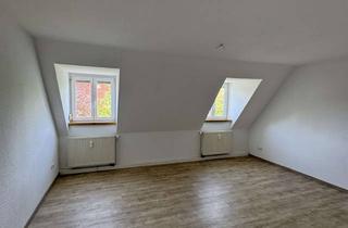 Wohnung mieten in Mozartweg 19, 88046 Friedrichshafen, Attraktive Dachgeschosswohnung in Friedrichshafen – hell, modern & sofort bezugsfrei