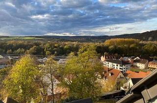Wohnung mieten in Schloßbergweg 19, 93077 Bad Abbach, Wunderschöne 4 Zimmer Wohnung inkl. Einbauküche in einzigartiger Lage mit Blick über die Donau