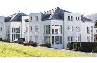 Wohnung mieten in Grünewaldstrasse 10, 72800 Eningen, Wohnen mit Weitblick: Ruhige 4-Zimmer-Studiowohnung in Eningen