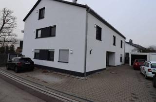 Wohnung mieten in Rommelsrieder Straße 30b, 86420 Diedorf, Stilvolle, neuwertige 3-Zimmer-Wohnung mit Balkon und Einbauküche in Diedorf-Biburg