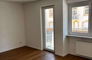 Wohnung mieten in Spohrstraße 61, 60389 Nordend-West, Zentrale 1- Zimmer Apartment im beliebter Nordend Lage