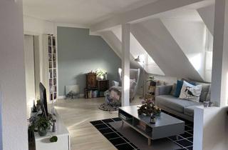 Wohnung mieten in 53115 Poppelsdorf, Attraktive 2,5-Zimmer-Dachgeschosswohnung in Bestlage Bonn-Südstadt / Poppelsdorf