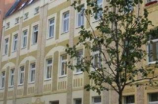Wohnung mieten in Schönitzstraße, 06110 Lutherplatz, Schöne 3 Zi-WE mit gr. Balkon, off. Küche, Laminat und Dusche in der südl. Innenstadt