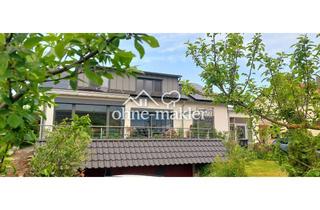 Haus kaufen in 71083 Herrenberg, Saniertes Zweifamilienwohnhaus (2021) in ruhiger Lage von Herrenberg