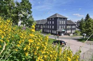 Gewerbeimmobilie kaufen in Glasmacherstraße 7,8,9, 98528 Suhl, Pension im laufenden Betrieb: Bistro, 7 Ferienwohnungen & 4 Wohnungen nahe Oberhof