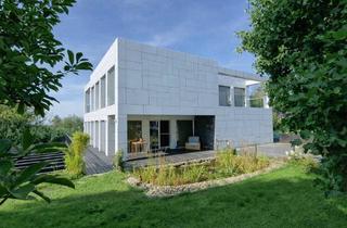 Villa kaufen in An Den Rainwiesen, 61276 Weilrod, PROVISIONSFREI: Architekten-Villa mit Ferienwohnung im Taunus - Nachhaltig | Barrierefrei | Autark