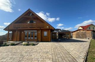 Haus kaufen in 98631 Grabfeld, **Holz-Blockhaus in ruhiger Feldrandlage am Rande der Rhön / Dauerhaft Wohnen oder Ferienhaus**