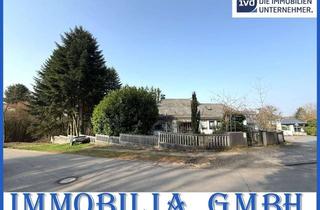 Einfamilienhaus kaufen in 66482 Zweibrücken, GROßZÜGIG - Einfamilienhaus mit Einliegerwohnung, Indoorpool und großzügigem Garten
