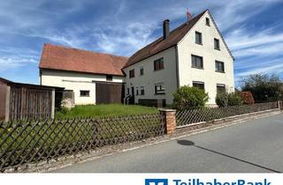 Bauernhaus kaufen in 90562 Kalchreuth, Ehemaliger Bauernhof mit Scheune und Nebengebäuden - direkt am Ortsrand