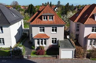 Villa kaufen in 26121 Oldenburg, KLASSIK TRIFFT MODERNE. Großzügiges Einfamilienhaus mit Stadtvilla-Charakter | Oldenburg - Ehnernviertel