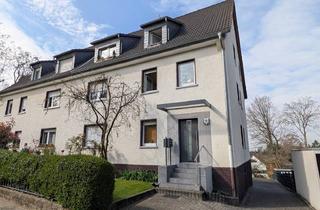 Haus kaufen in 51465 Bergisch Gladbach, Gepflegtes Dreifamilienhaus in ruhiger Höhenlage von Bergisch Gladbach - Sand